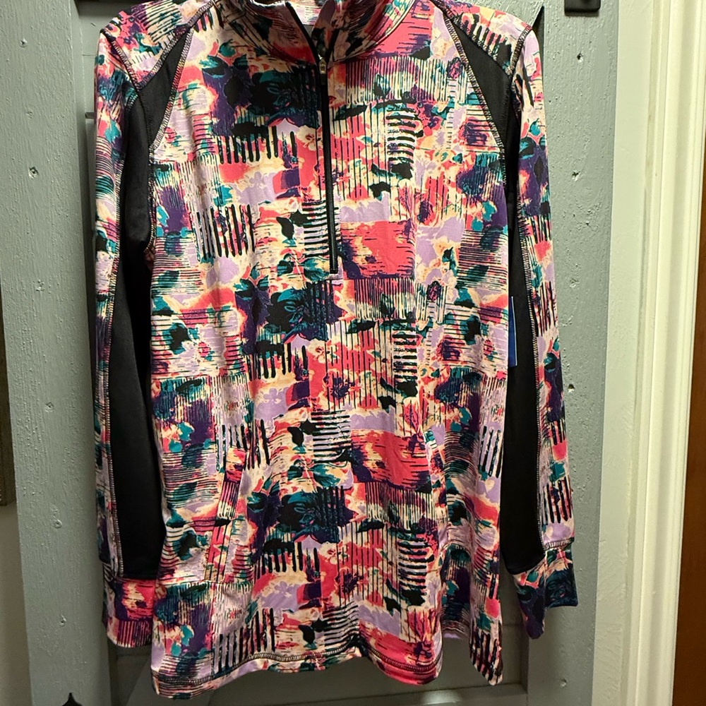 Christopher & Banks Multicolor Abstract Top